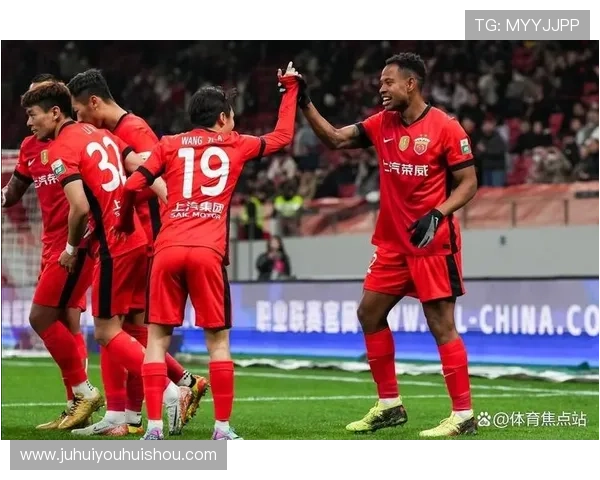 中国男足逆转取胜展现顽强斗志新星闪耀赛场点燃全国球迷激情