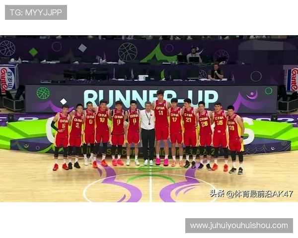 中国男篮全力备战世界杯 热身赛接连对阵世界强队 目标挺进八强