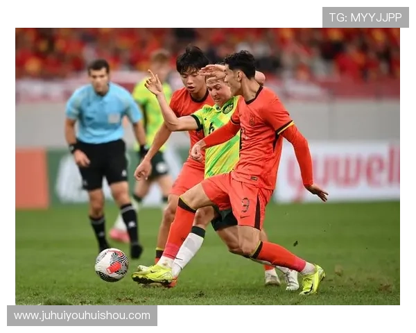 中国足球队备战亚洲杯 展示新阵容提升国际竞争力