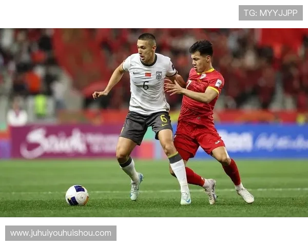 国足主场逆转取胜展现顽强斗志年轻球员闪耀全场掀起新希望