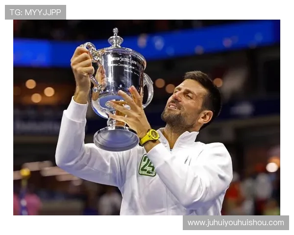 德约科维奇强势回归赛场横扫劲敌再度冲击年终总冠军荣耀