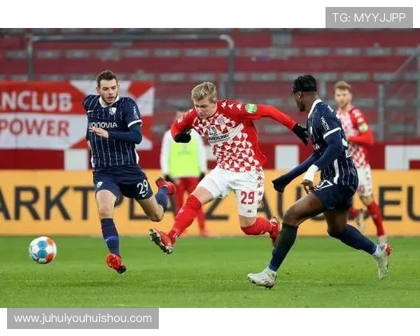 美因茨05全力备战德甲关键战球队士气高昂力争主场取胜