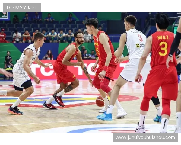 《篮球世界杯精彩纷呈 中国男篮力克对手晋级四强 赛场风云再起》